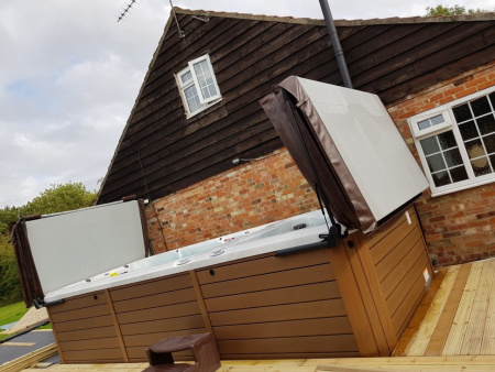 Бассейн СПА с противотоком Vita Spa Swim Spa VM 8